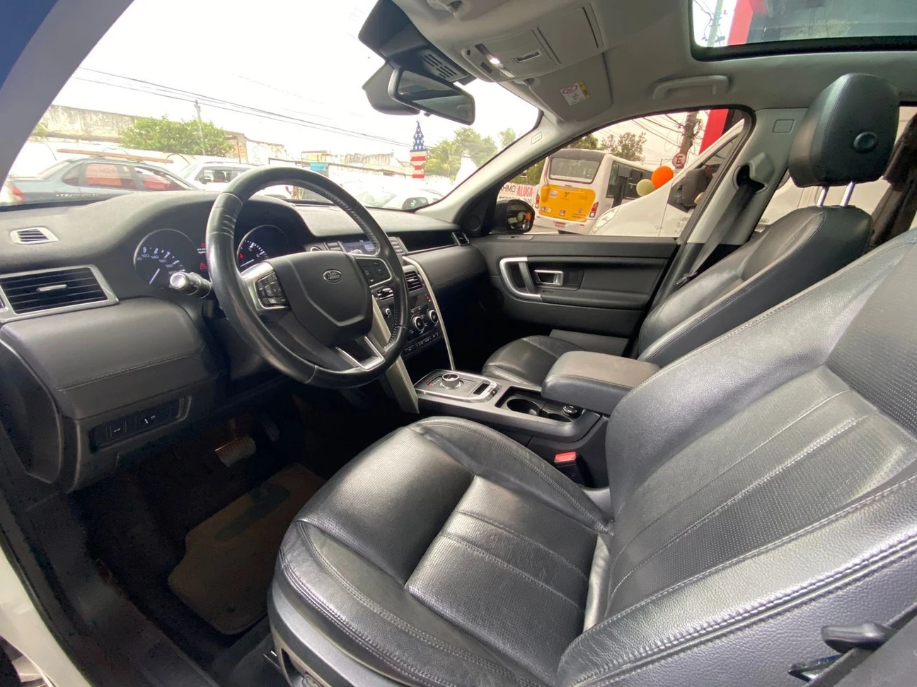 LAND ROVER DISCOVERY SPORT