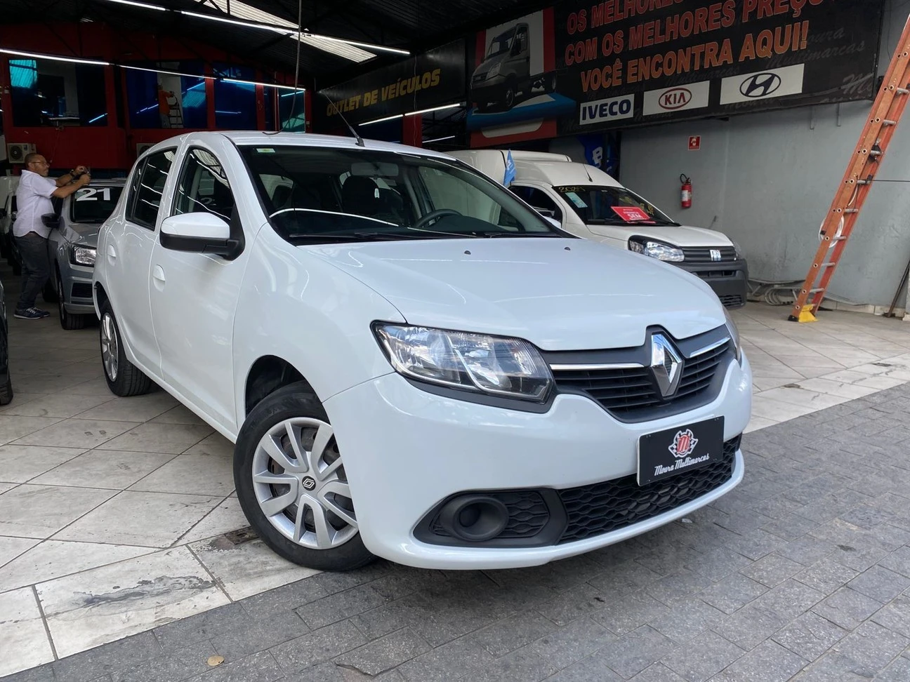 RENAULT SANDERO