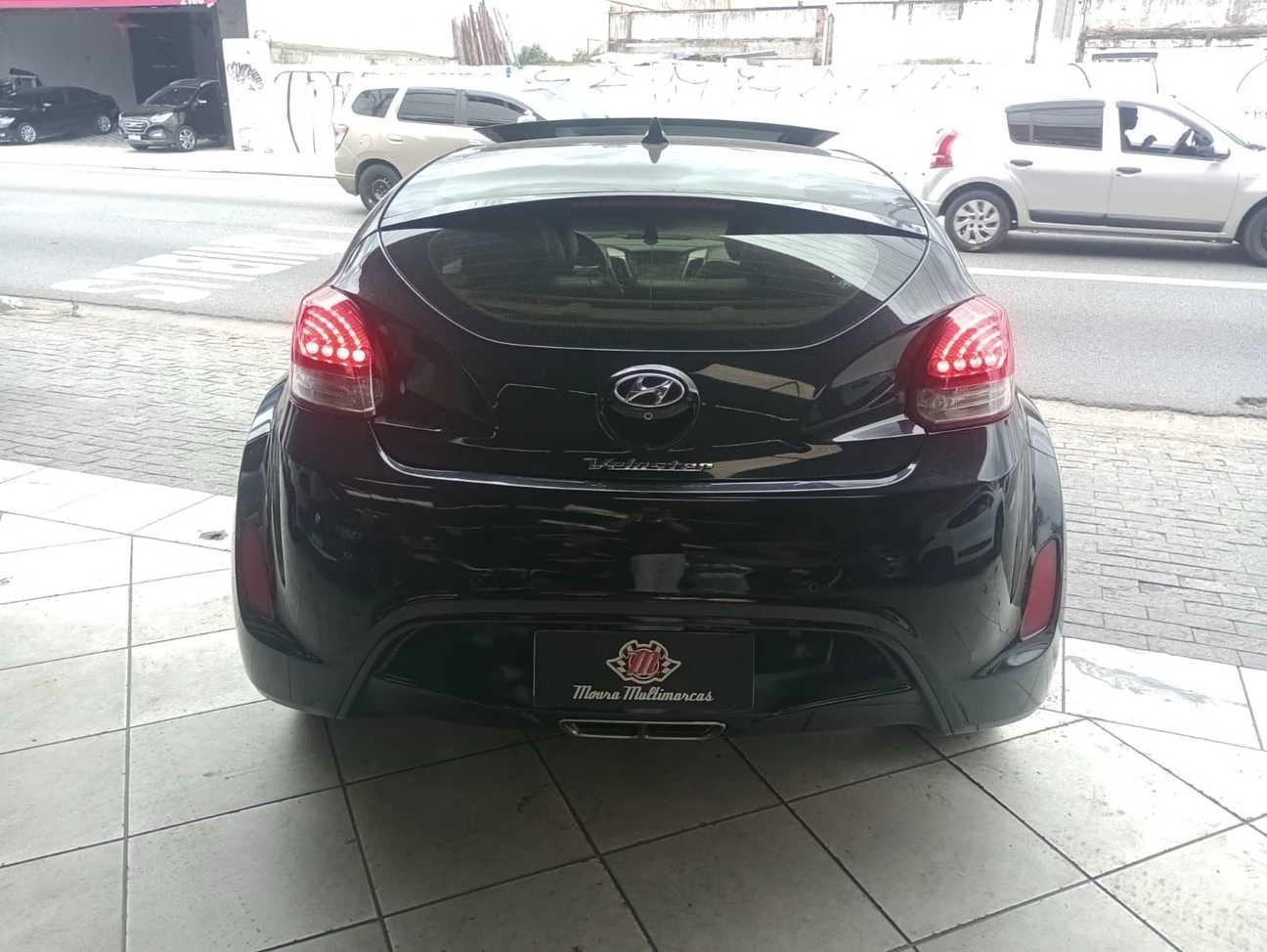 HYUNDAI VELOSTER