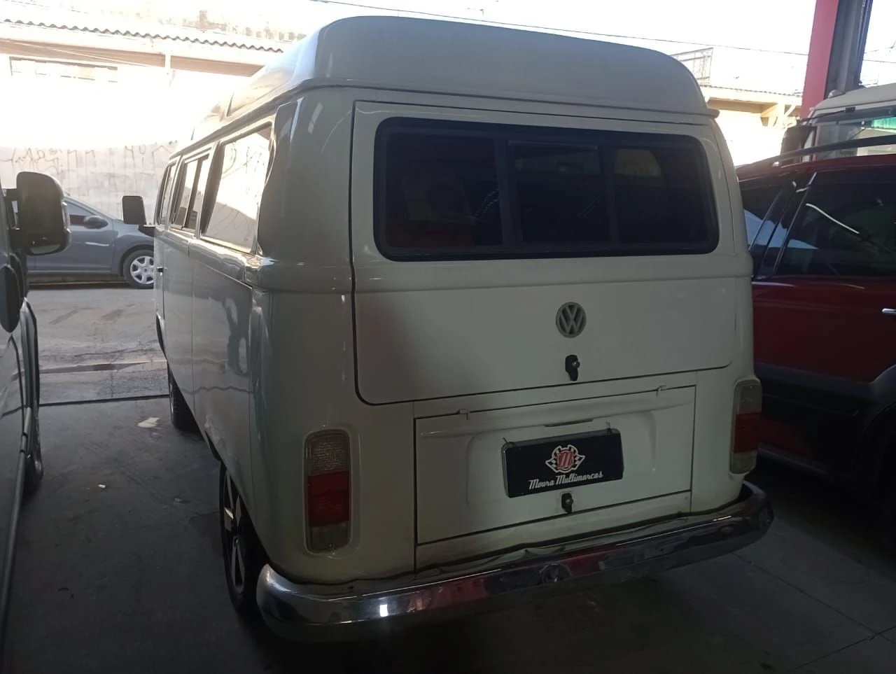 VOLKSWAGEN KOMBI