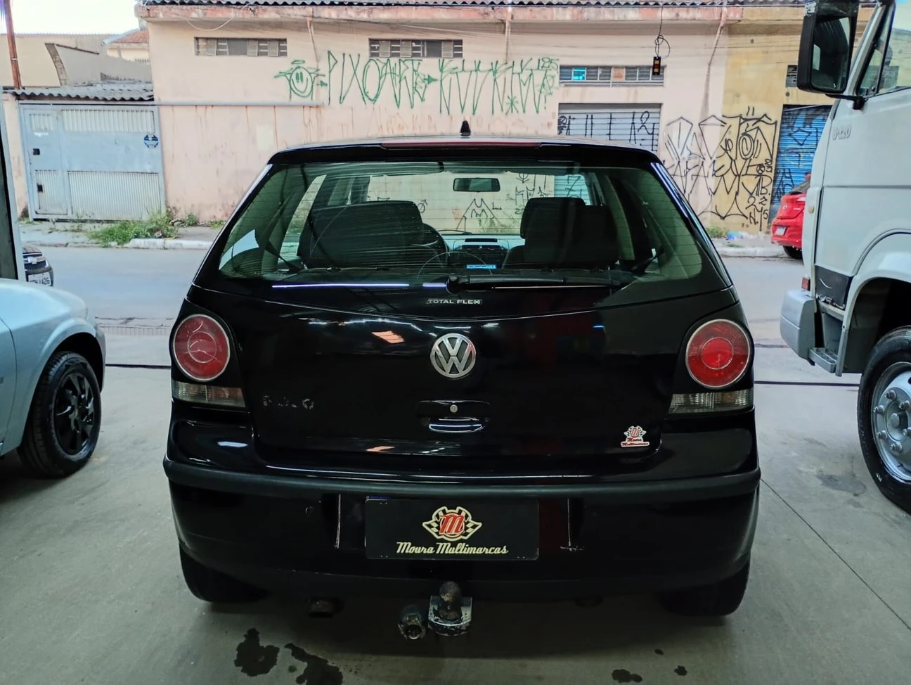 VOLKSWAGEN POLO