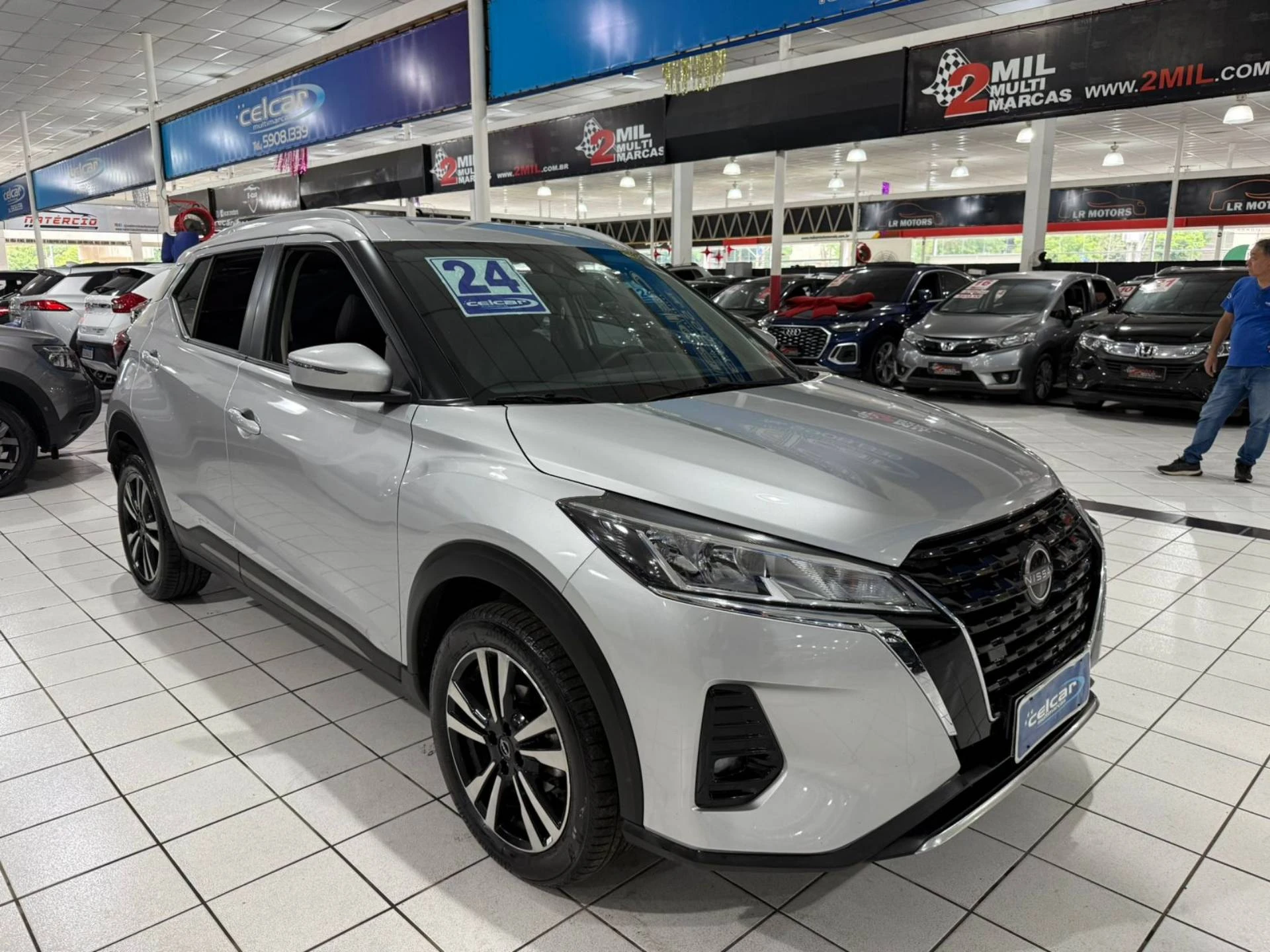 NISSAN KICKS