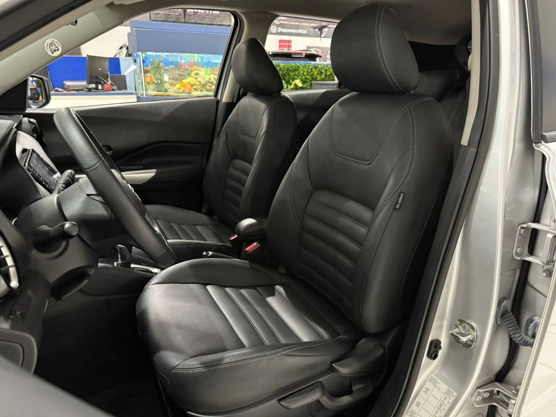 NISSAN KICKS