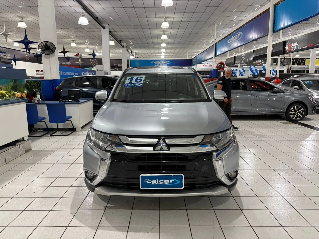 MITSUBISHI OUTLANDER