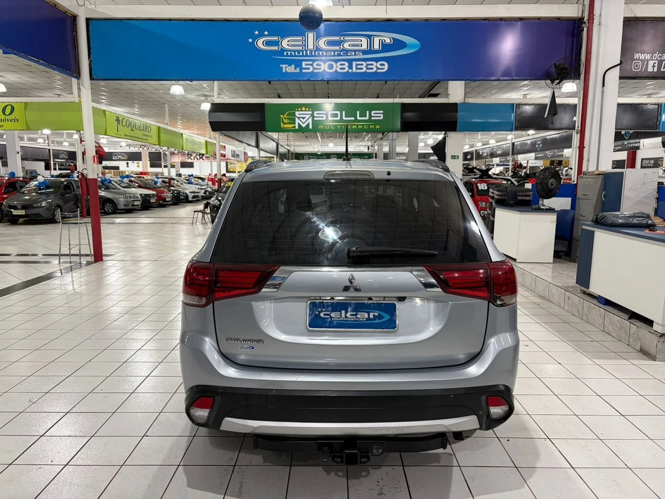 MITSUBISHI OUTLANDER