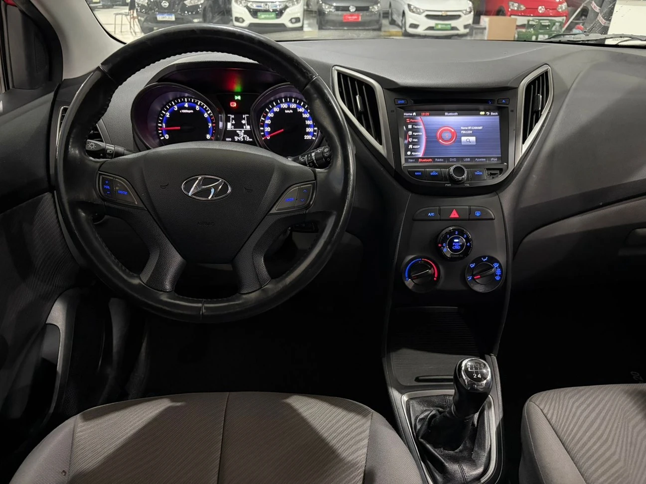 HYUNDAI HB20