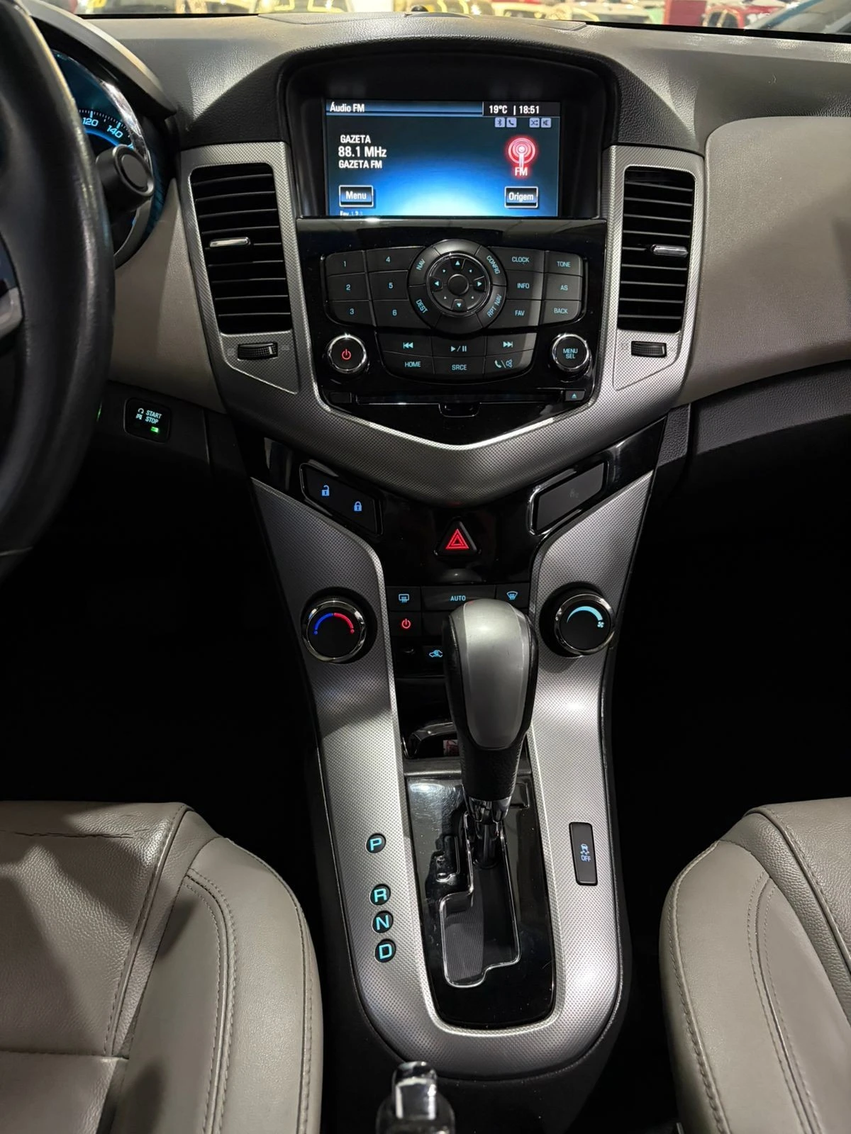 CHEVROLET CRUZE