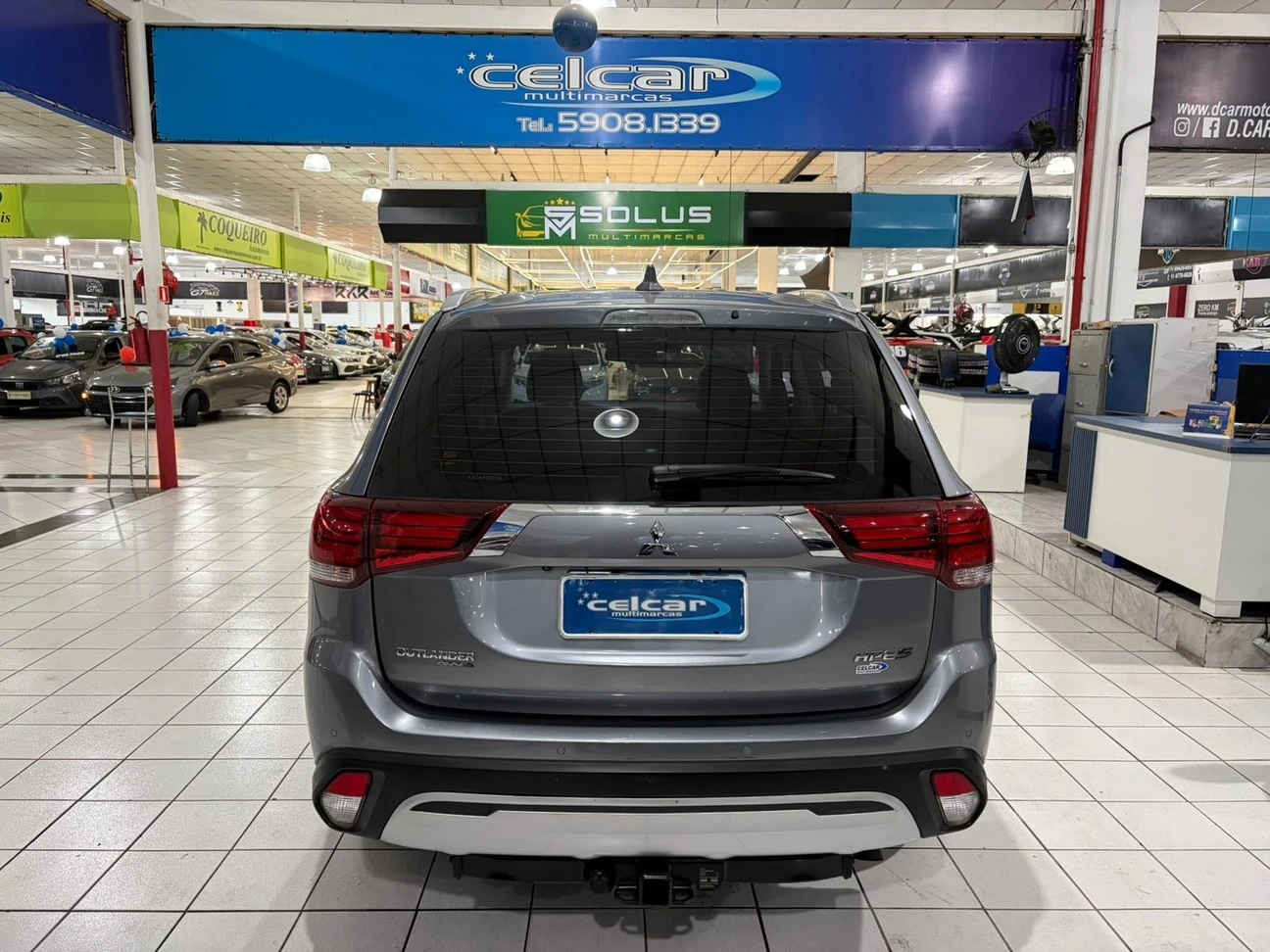 MITSUBISHI OUTLANDER