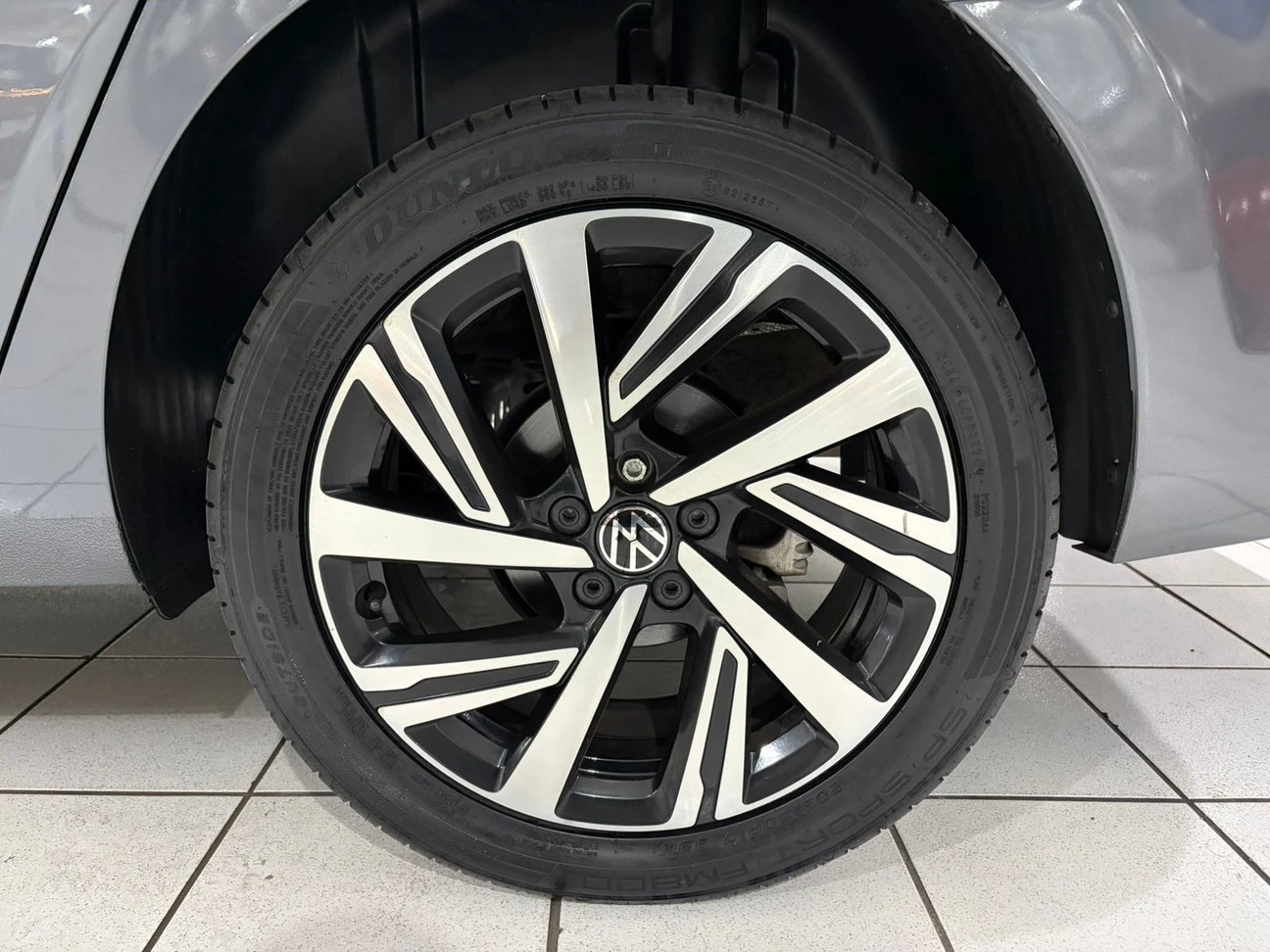 VOLKSWAGEN VIRTUS