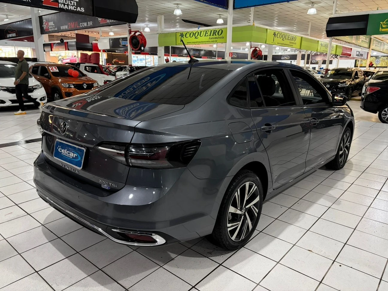 VOLKSWAGEN VIRTUS