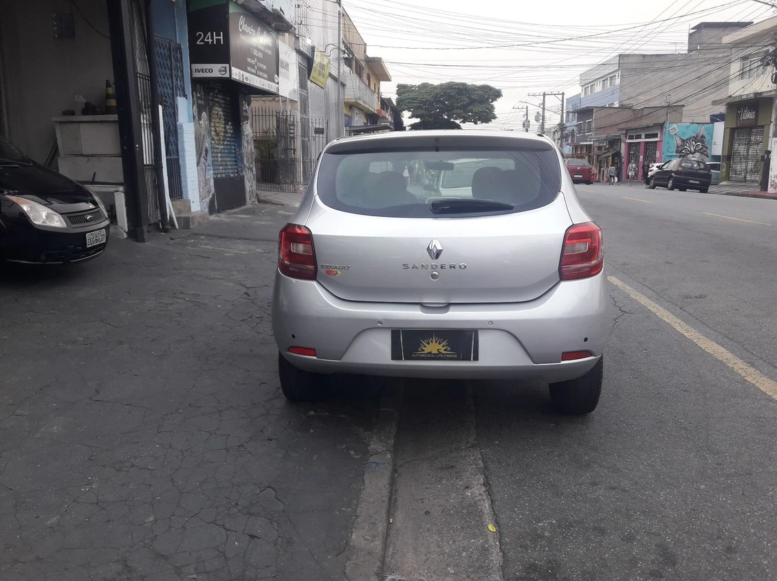 RENAULT SANDERO