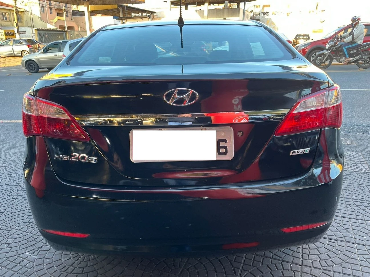HYUNDAI HB20S
