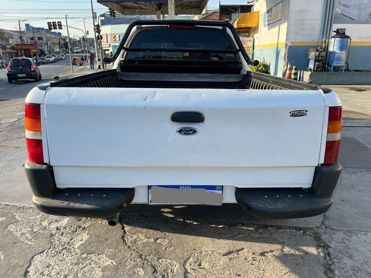 FORD COURIER