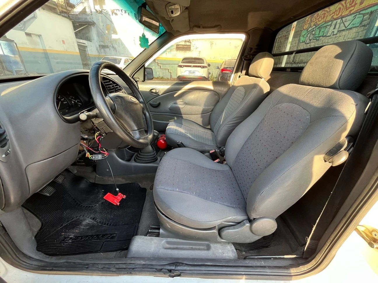 FORD COURIER