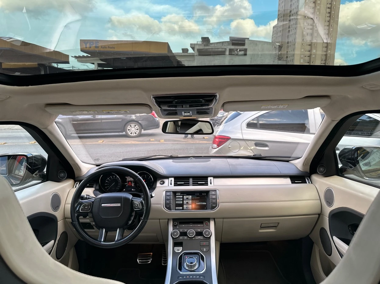 LAND ROVER RANGE ROVER EVOQUE