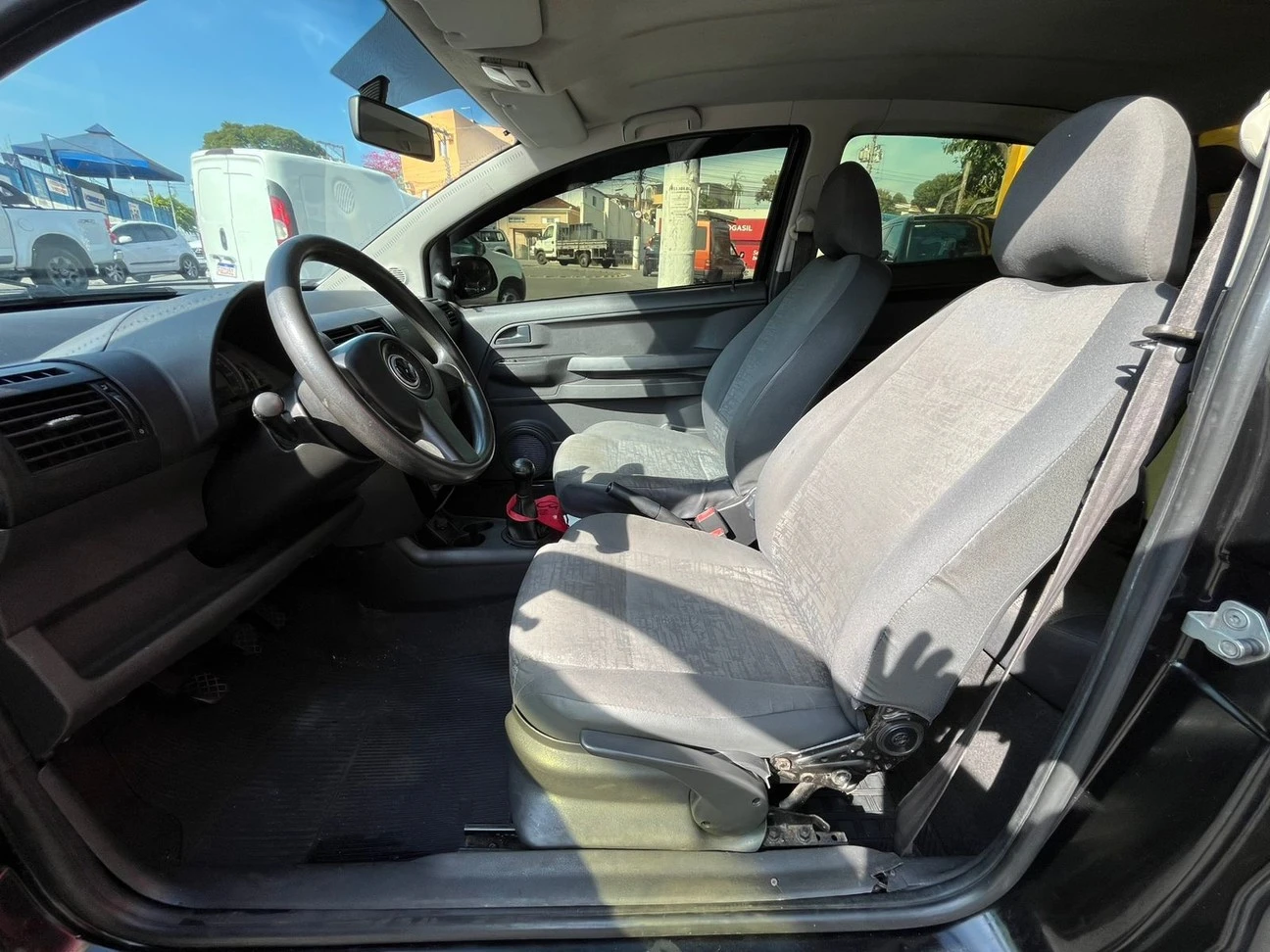 VOLKSWAGEN FOX