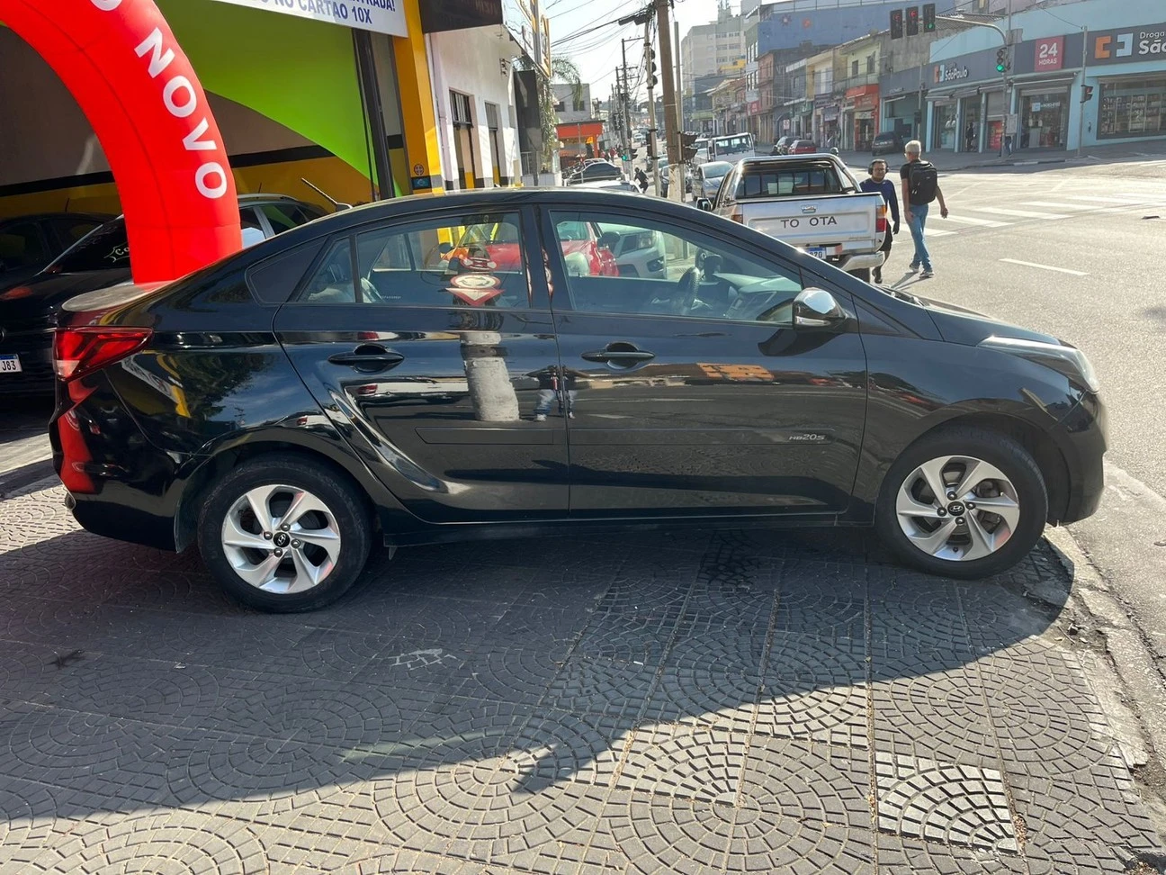 HYUNDAI HB20S