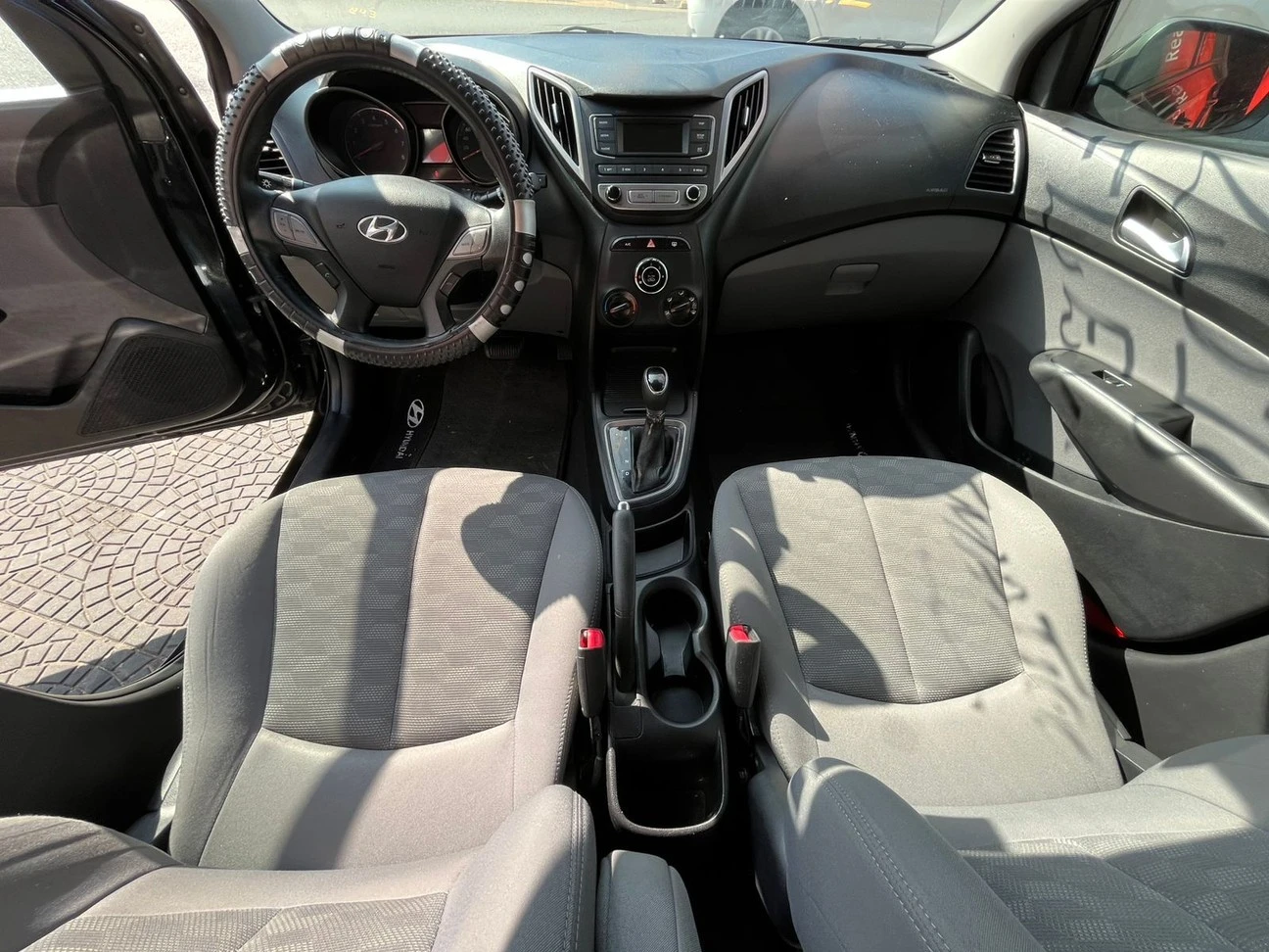 HYUNDAI HB20S