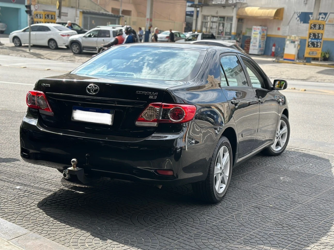 TOYOTA COROLLA