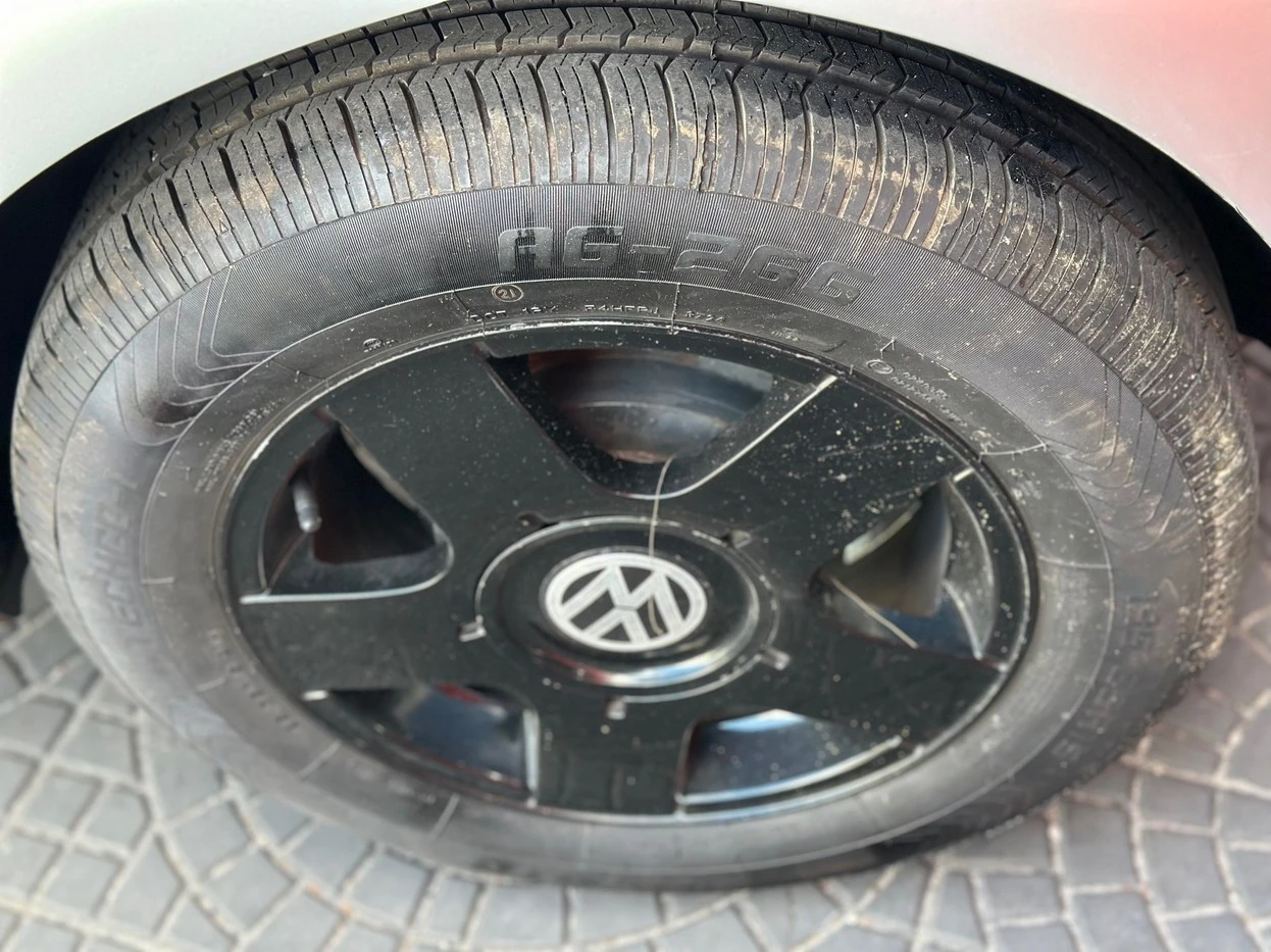 VOLKSWAGEN FOX