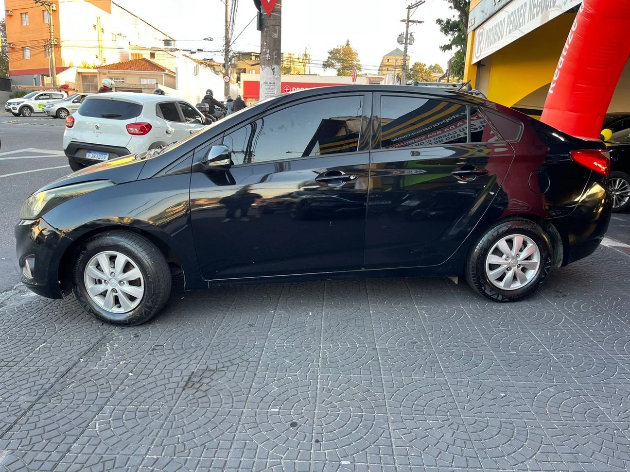 HYUNDAI HB20S