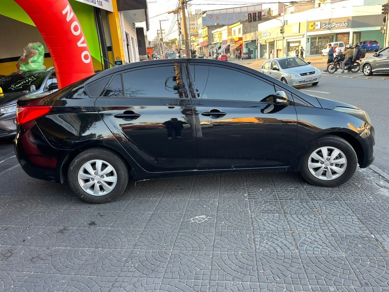 HYUNDAI HB20S