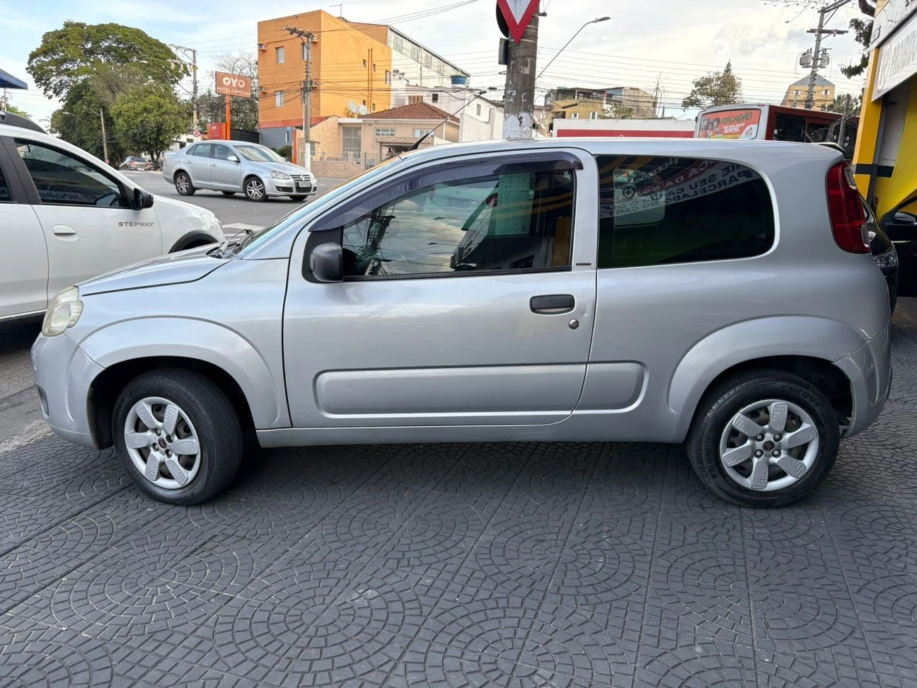 FIAT UNO