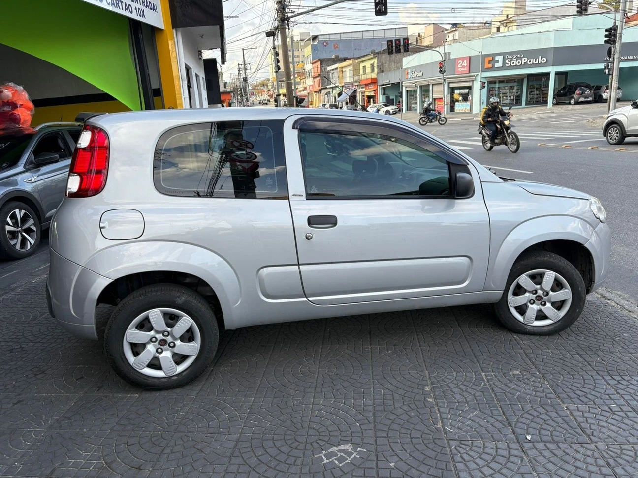 FIAT UNO