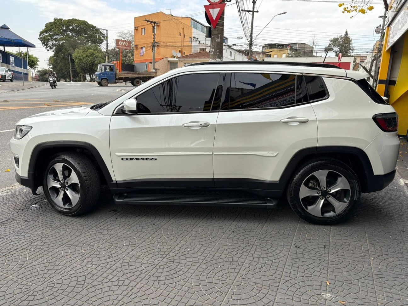 JEEP COMPASS