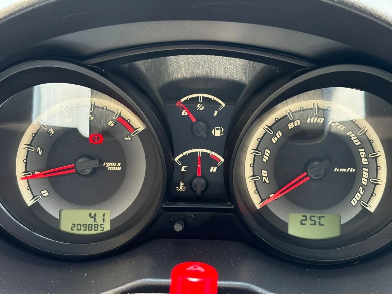 FIESTA 1.6 MPI CLASS HATCH 8V