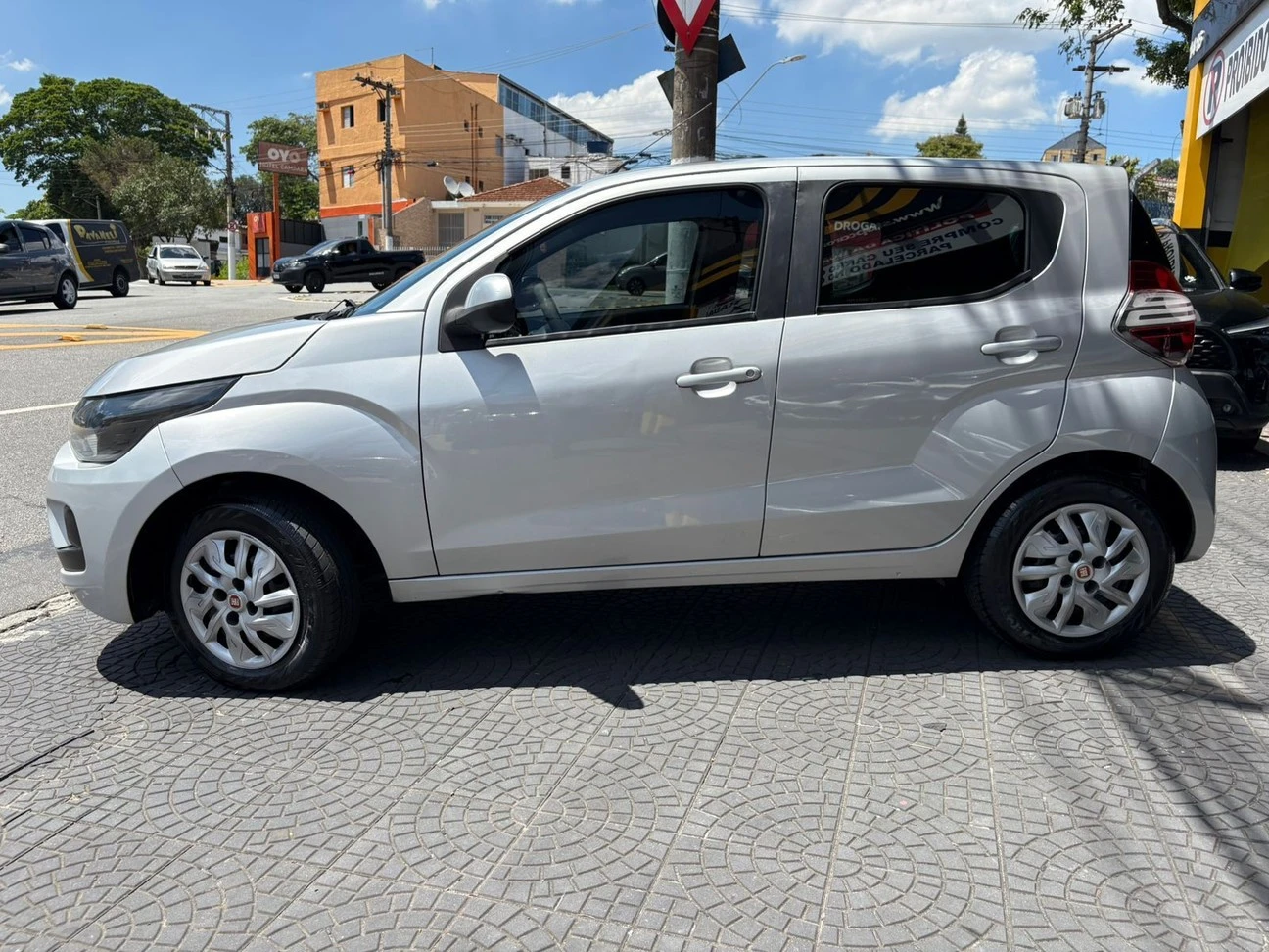 MOBI 1.0 8V EVO LIKE.