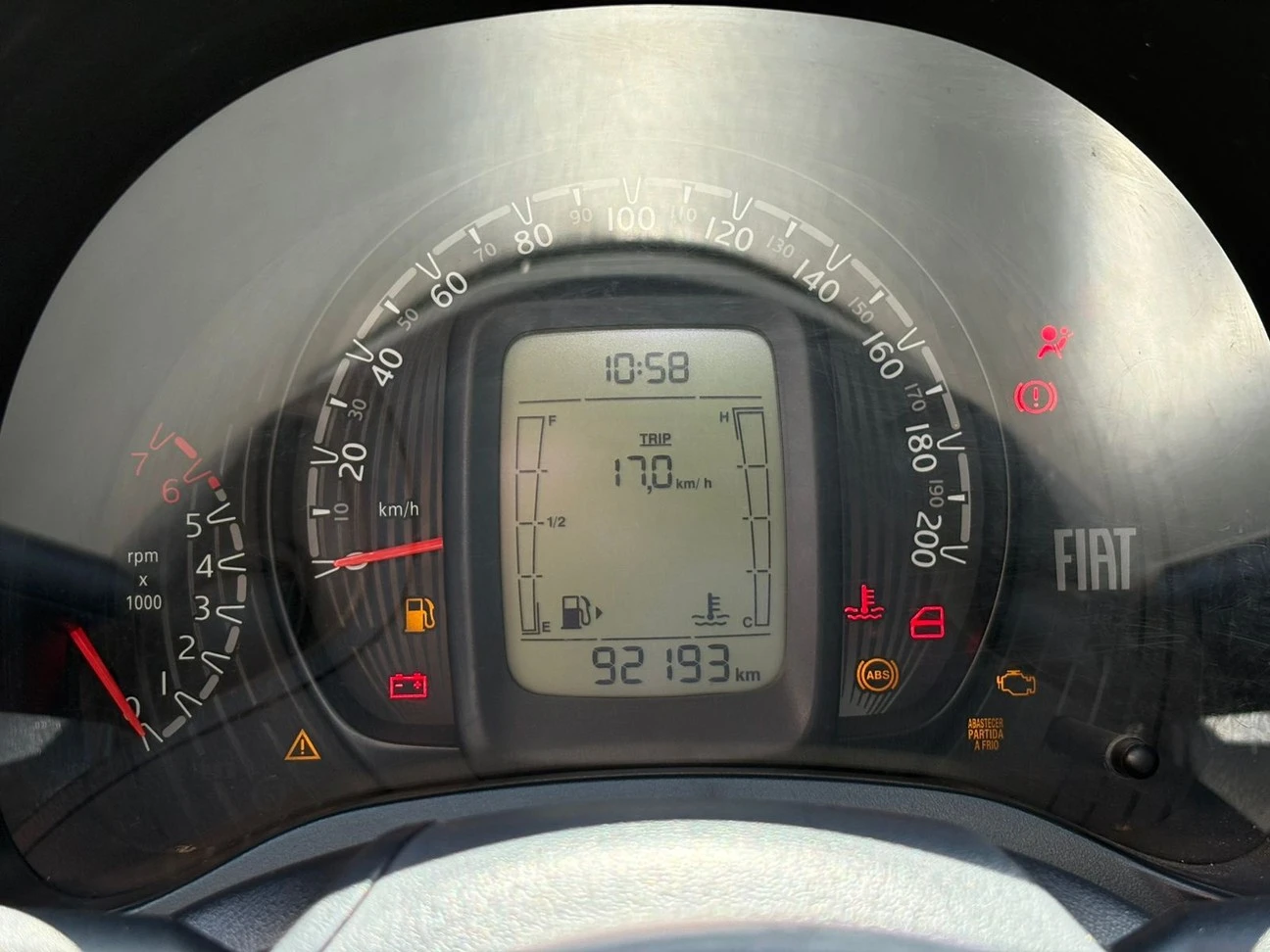 MOBI 1.0 8V EVO LIKE.