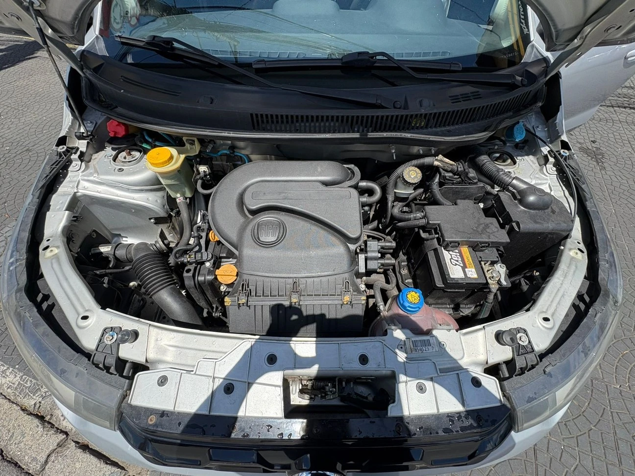 MOBI 1.0 8V EVO LIKE.