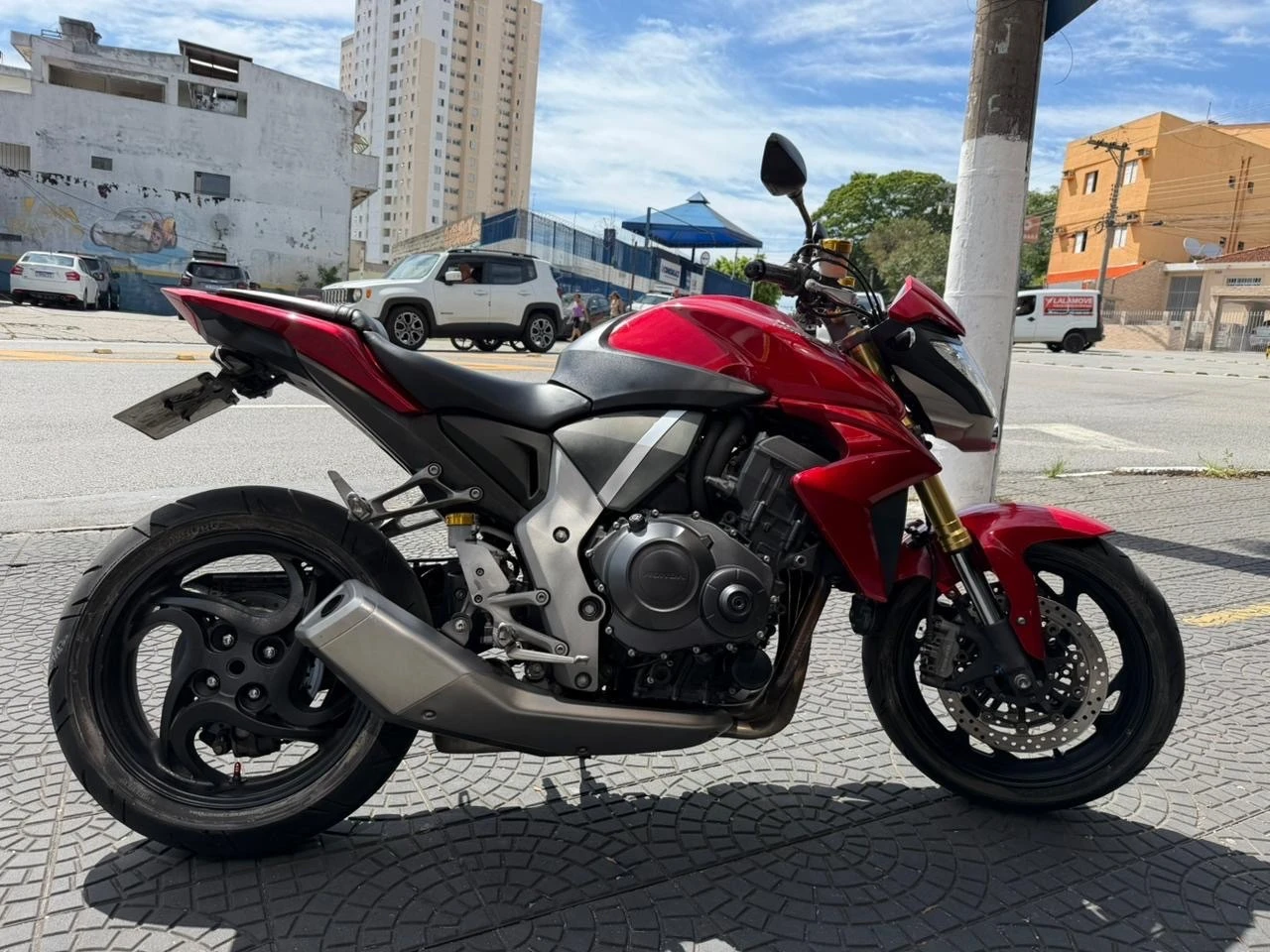 CB 1000R 