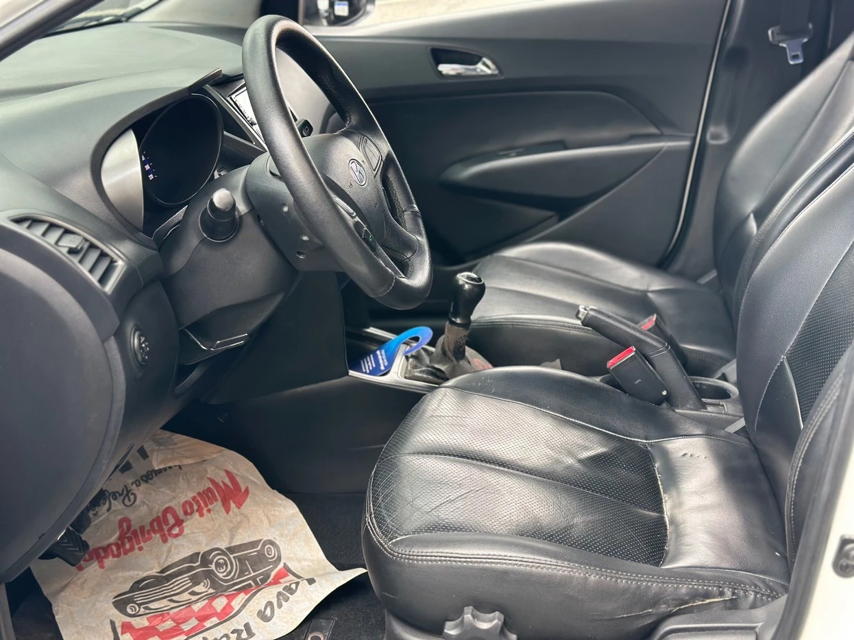 HB20 1.6 COMFORT PLUS 16V