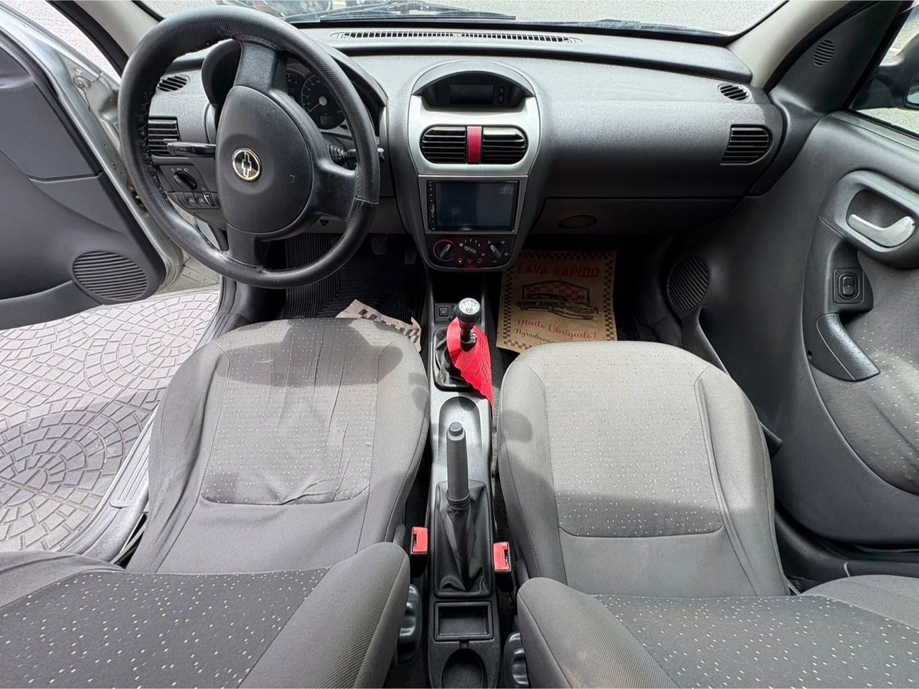 CORSA 1.4 MPFI PREMIUM SEDAN 8V