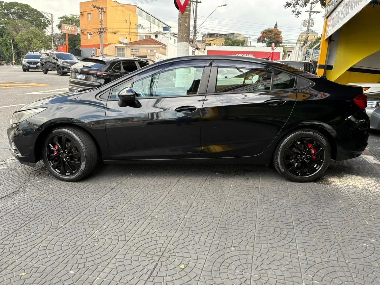 CHEVROLET CRUZE