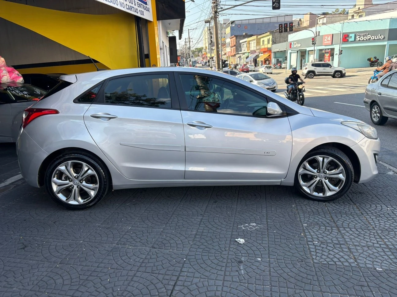HYUNDAI I30
