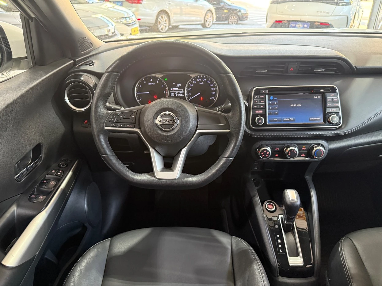 NISSAN KICKS