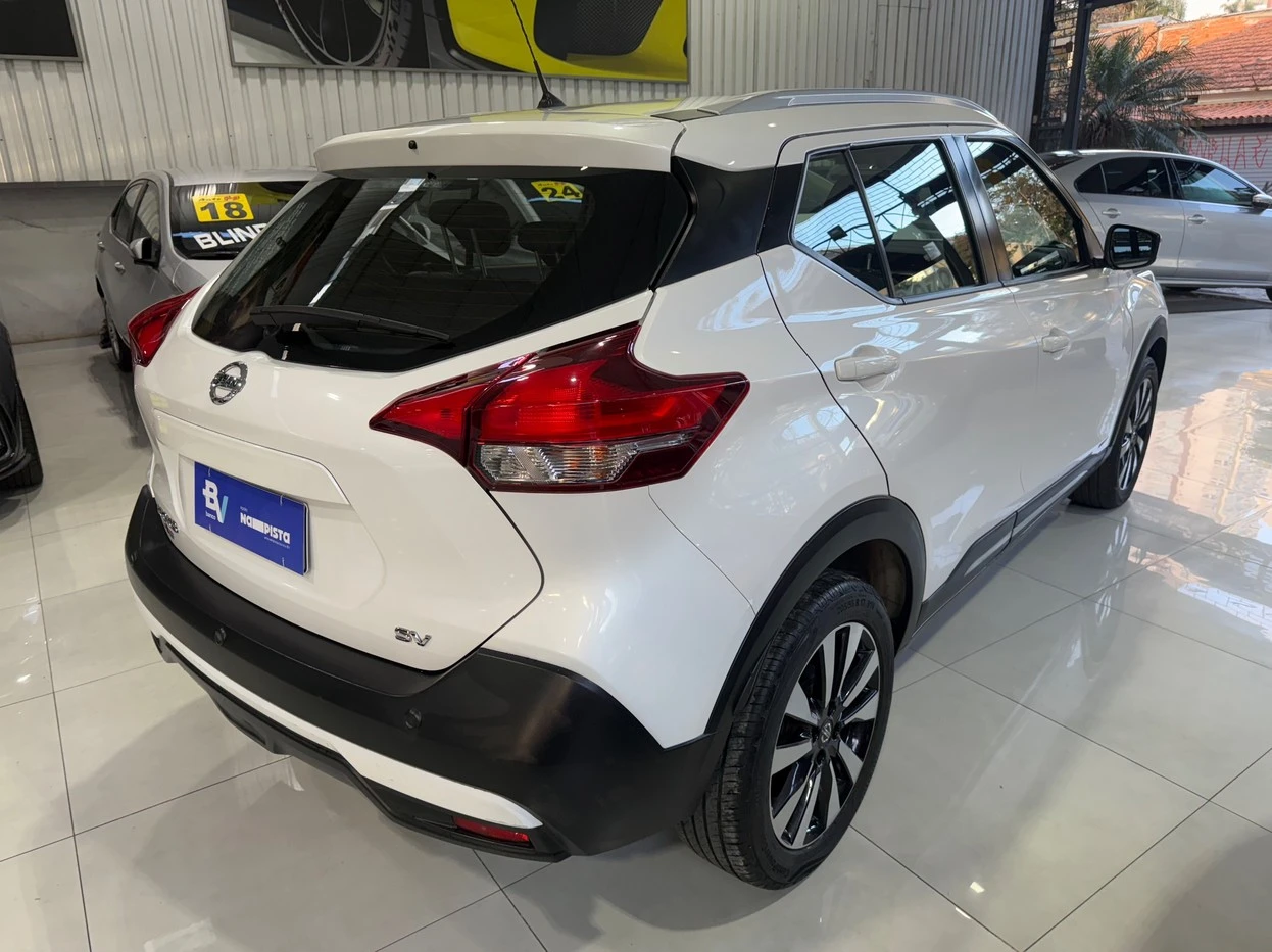 NISSAN KICKS