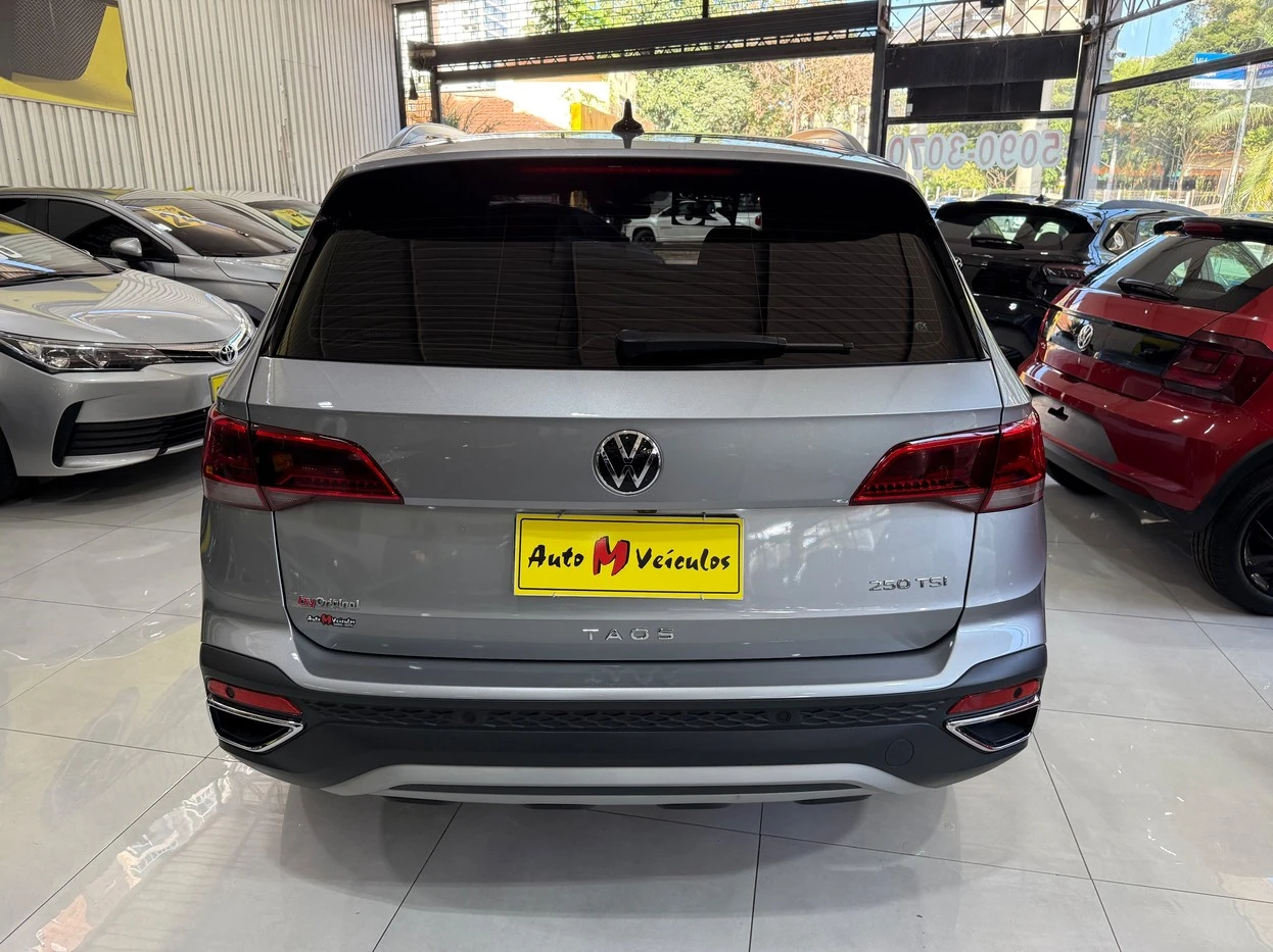 VOLKSWAGEN TAOS