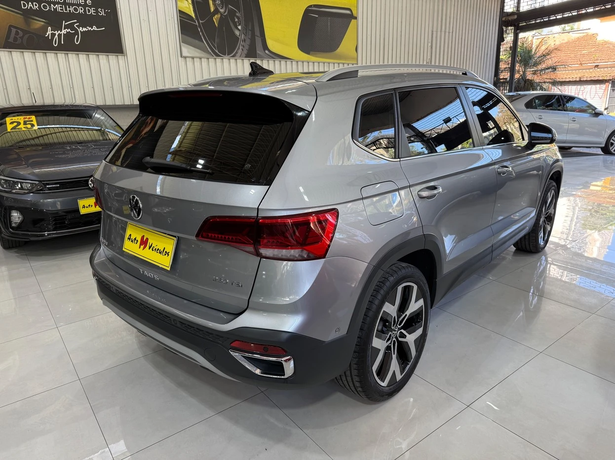VOLKSWAGEN TAOS