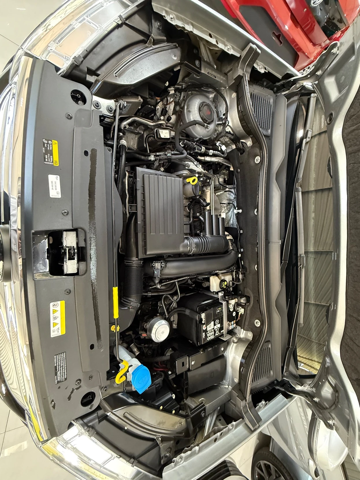 VOLKSWAGEN TAOS