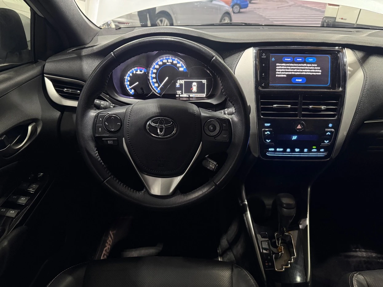 TOYOTA YARIS