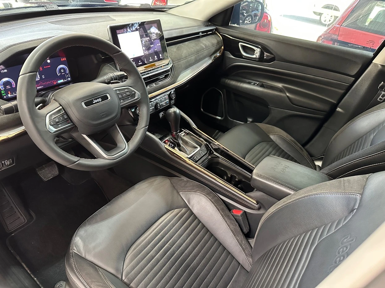 JEEP COMMANDER