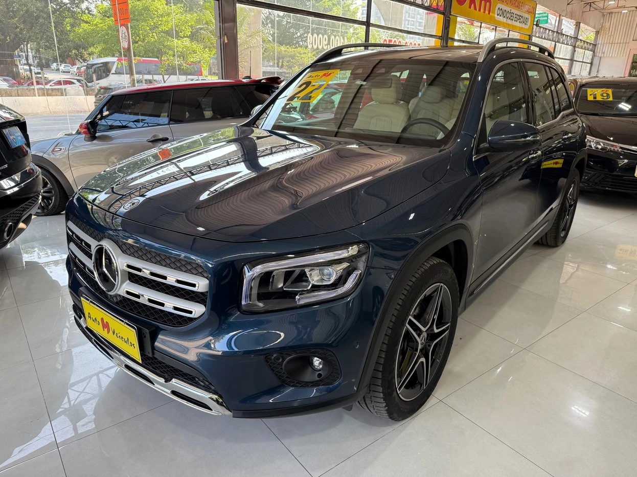 MERCEDES-BENZ GLB 200