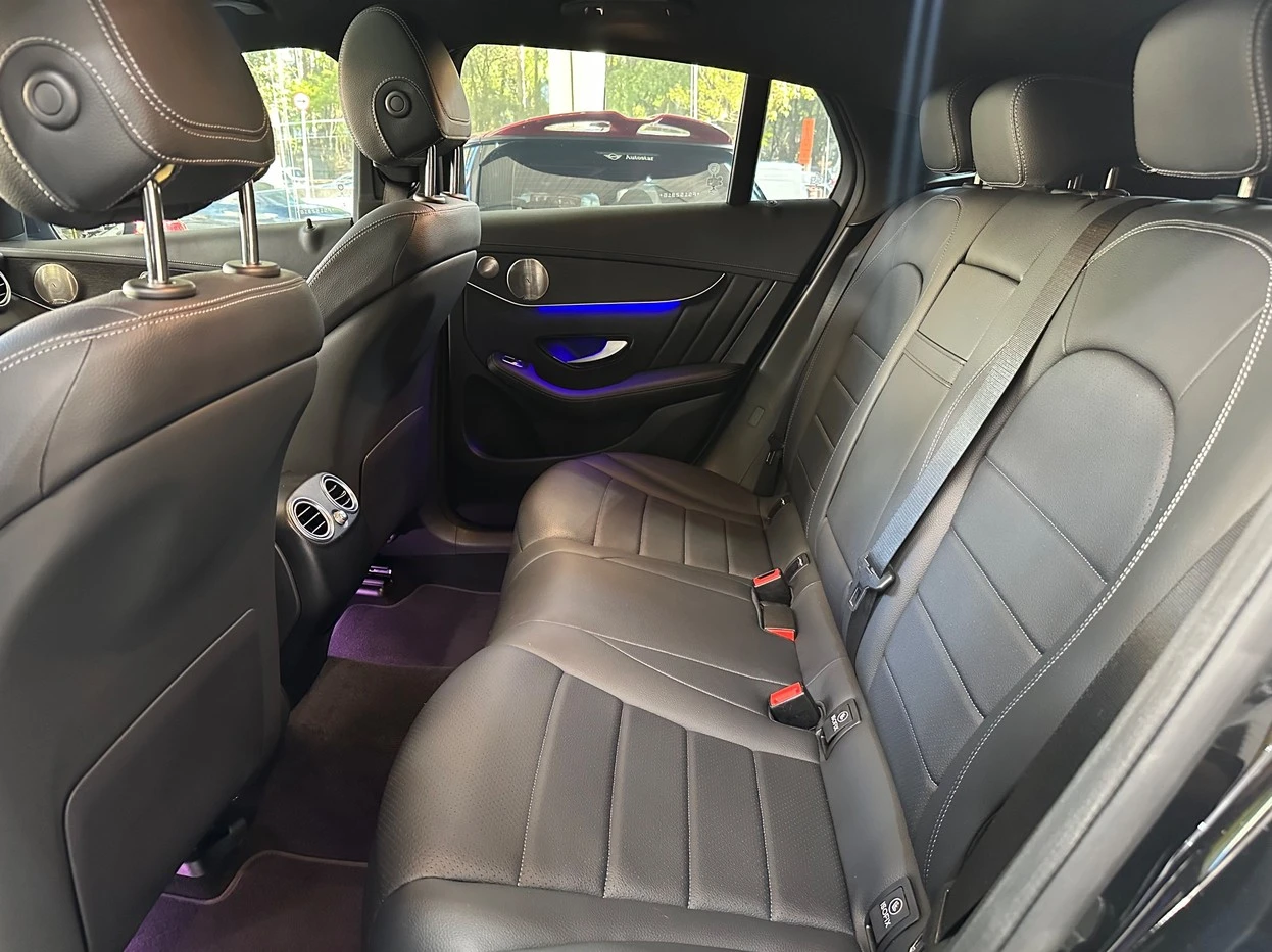 MERCEDES-BENZ GLC 300