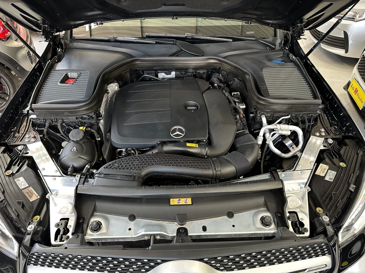 MERCEDES-BENZ GLC 300