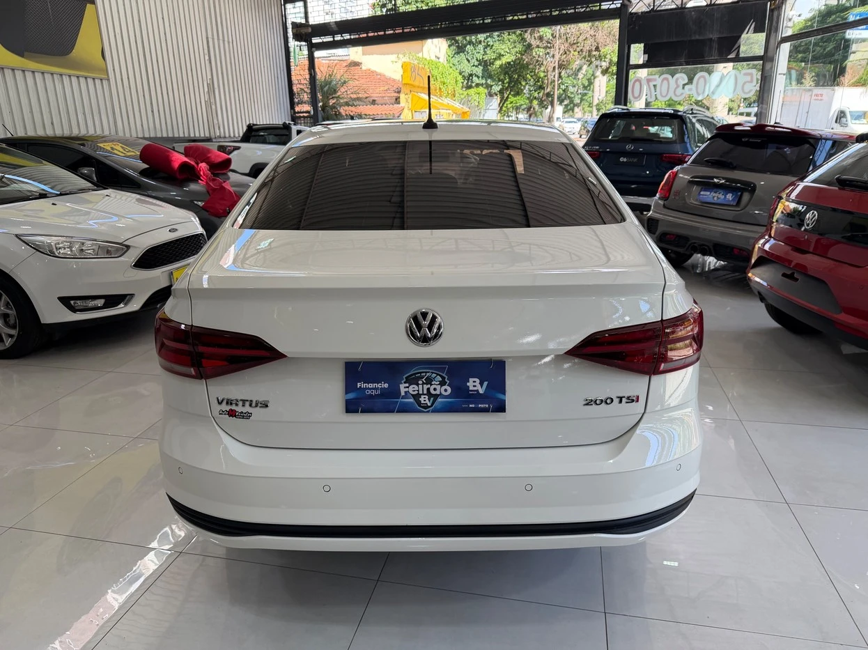 VOLKSWAGEN VIRTUS