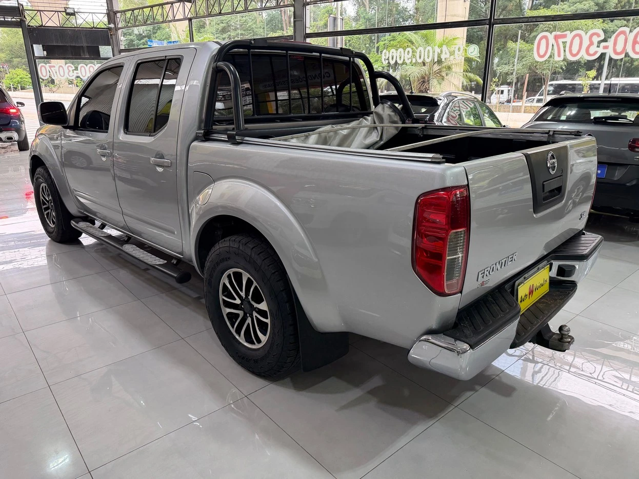NISSAN FRONTIER